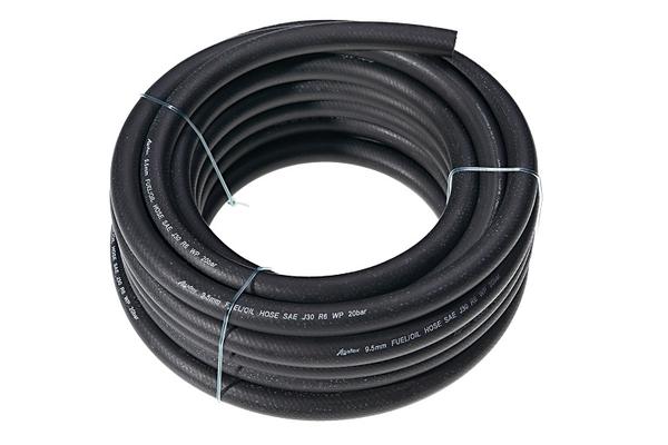 Pastiprināta trīskārtu gumijas degvielas šļūtene Ø6,3 mm, 1 m, rullī 10 m